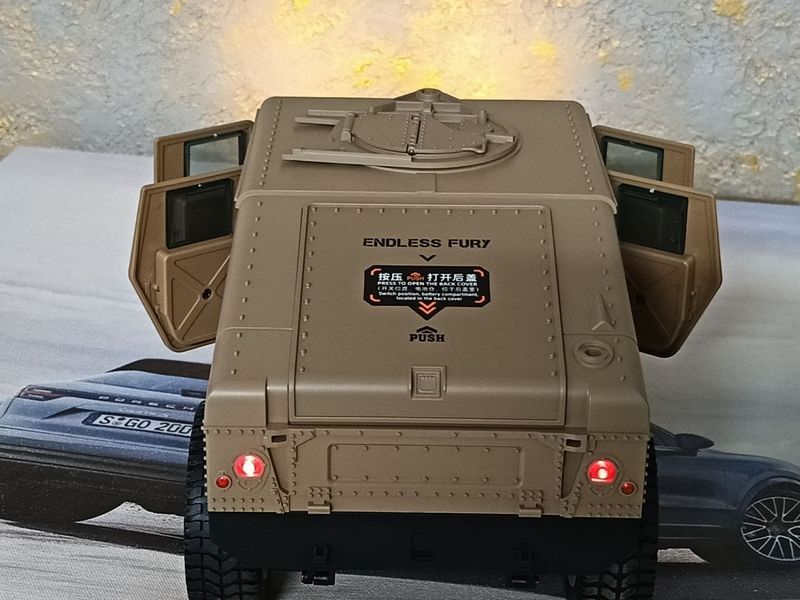 Радіокерований позашляховик JJRC Hummer 4WD (Краулер) Жовтий 1000249 фото