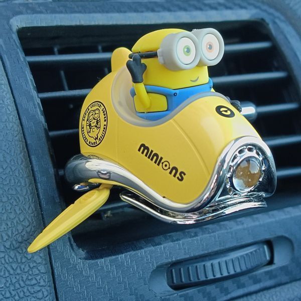 Багаторазовий ароматизатор в машину Minions  2 аромати 1000200 фото