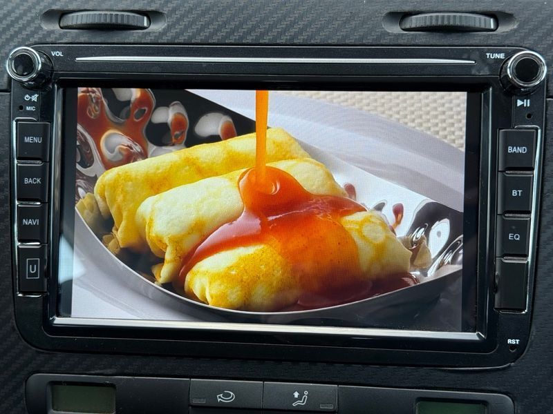 Автомагнитола штатная Android 2Din 8021А для Volkswagen, Skoda, Seat (8", 2/32GB, 4 ядра, CarPlay) 1000231 фото