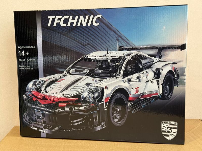 Конструктор машинка Porsche 911 RSR Technic, 1631 деталей, совместимый с LEGO, технический набор 1000234 фото