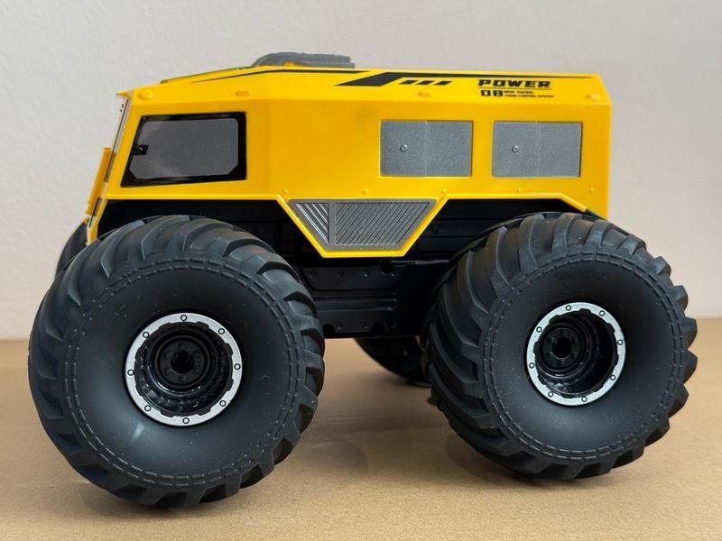 Машинка на пульте управления JJRC SHERP Q210 вездеход амфибия 4х4 желтый 1000237 фото